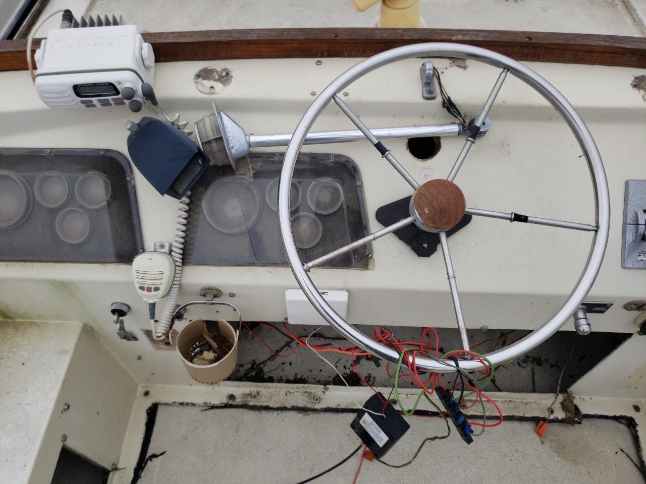 Lot #2943141519 1977 BLUE BOAT