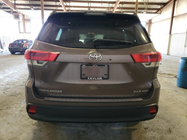 VIN 5TDJZRFH1HS437493 2017 Toyota Highlander, SE no.6