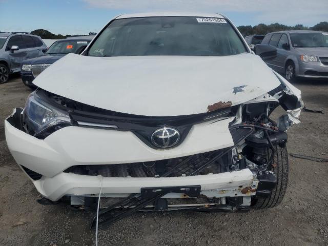 VIN 2T3BFREV4JW852879 2018 Toyota RAV4, LE no.5