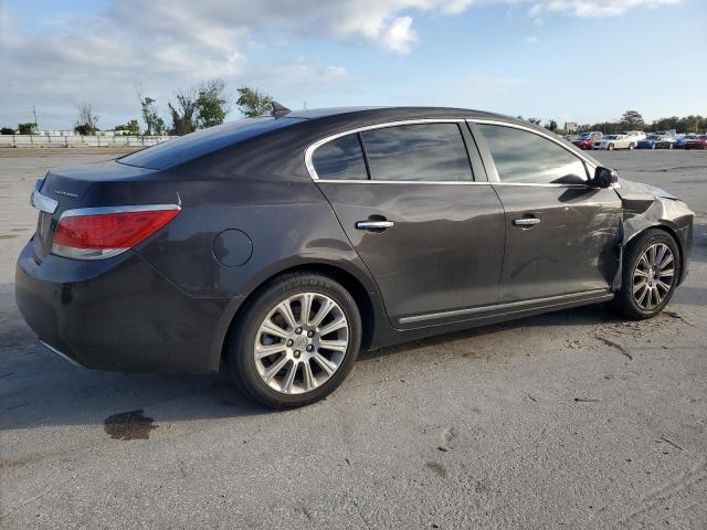 VIN 1G4GC5E3XDF240807 2013 Buick Lacrosse no.3