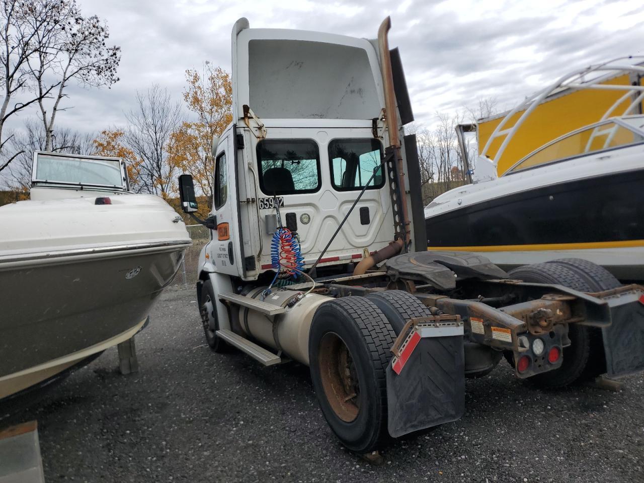 Lot #3006202499 2014 FREIGHTLINER CASCADIA 1