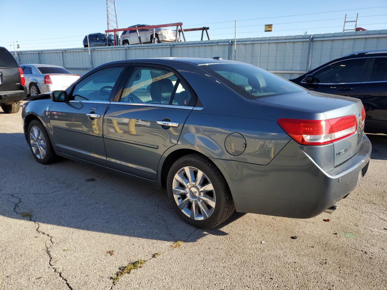 Lot #2976310394 2011 LINCOLN MKZ