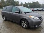 TOYOTA SIENNA LE photo