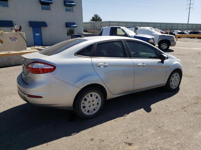 VIN 3FADP4AJ3KM132459 2019 FORD FIESTA no.3