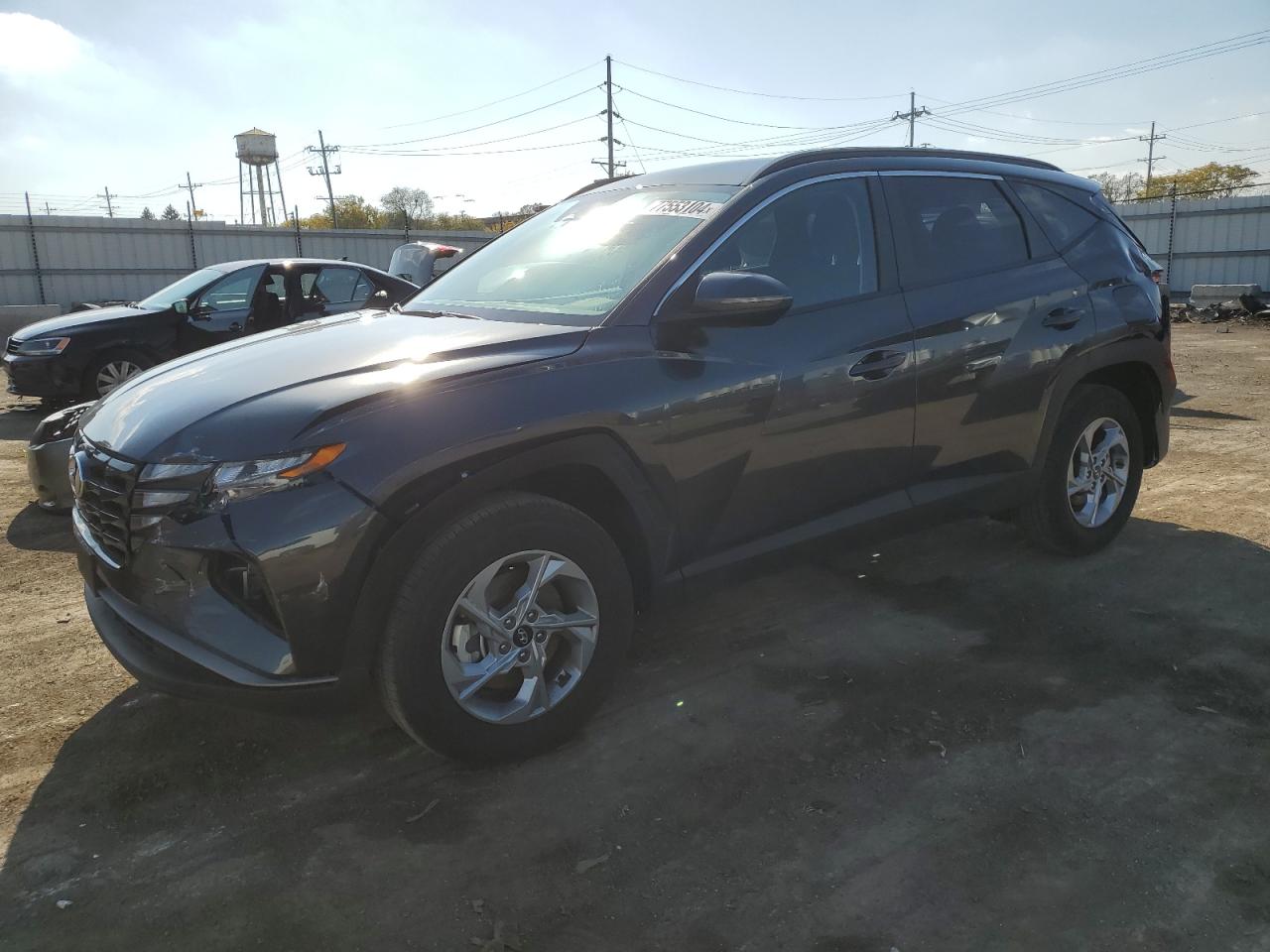  Salvage Hyundai TUCSON