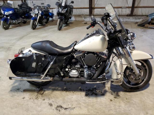 2009 HARLEY-DAVIDSON FLHP - 1HD1FHM1X9Y672424