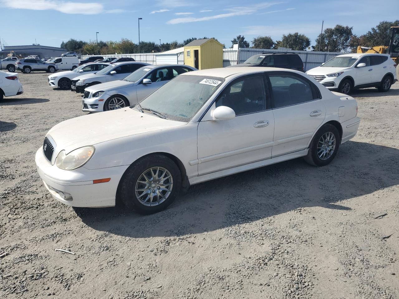 Hyundai Sonata 2004 Deluxe (GL)