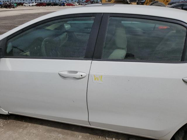 VIN 2T1BURHE5EC031128 2014 Toyota Corolla, L no.12