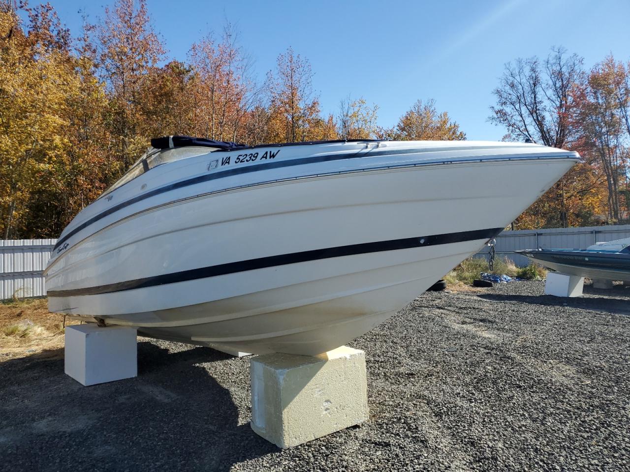 Lot #2974846035 2000 CHRI BOAT