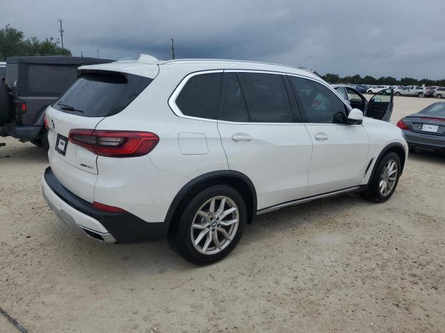 VIN 5UXCR6C59KLL61045 2019 BMW X5, Xdrive40I no.3