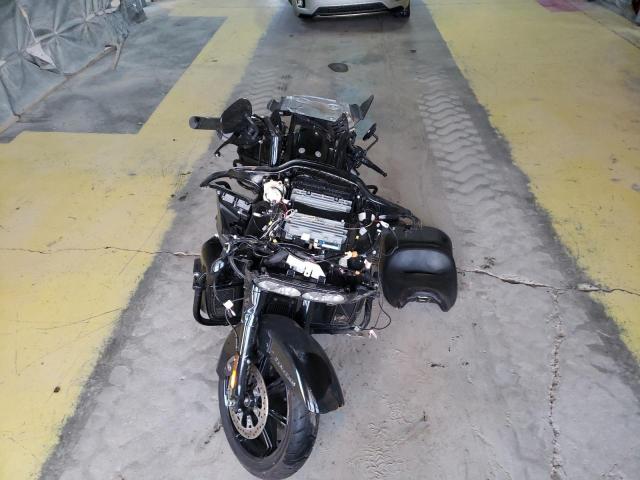 2023 HARLEY-DAVIDSON FLTRK - 1HD1KZF10PB600212