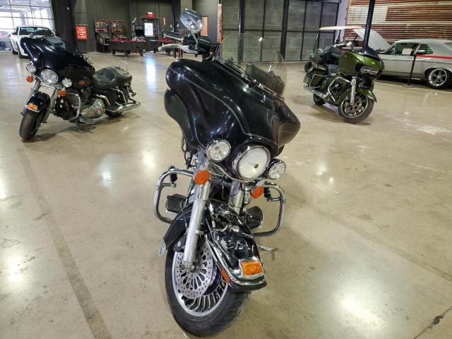 2010 HARLEY-DAVIDSON FLHTCU 1HD1FC412AB675005