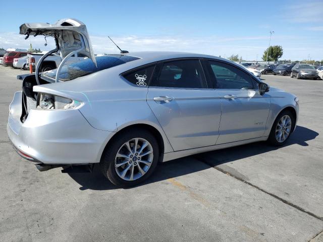 VIN 3FA6P0LU5HR384752 2017 Ford Fusion, Se Hybrid no.3