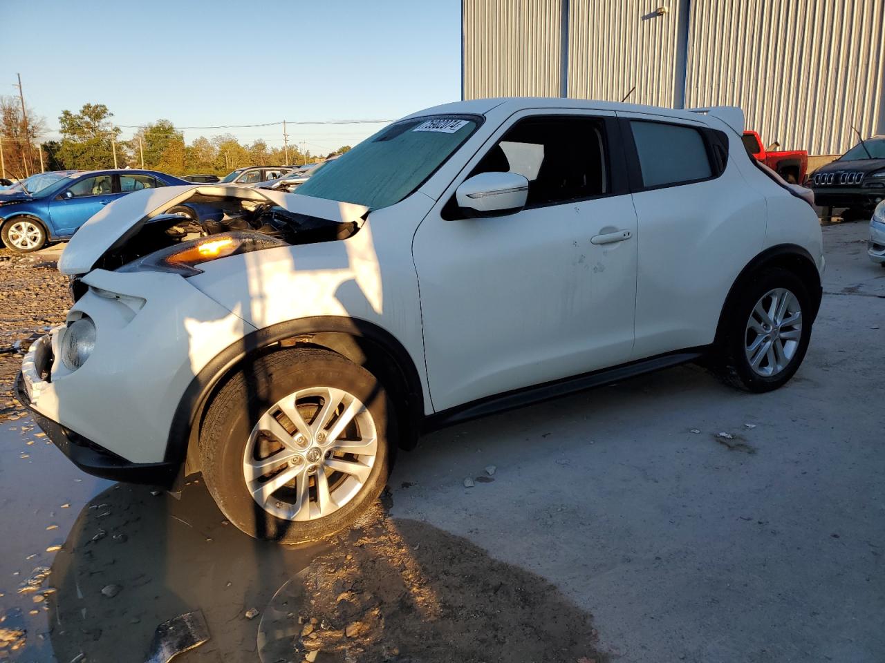  Salvage Nissan JUKE