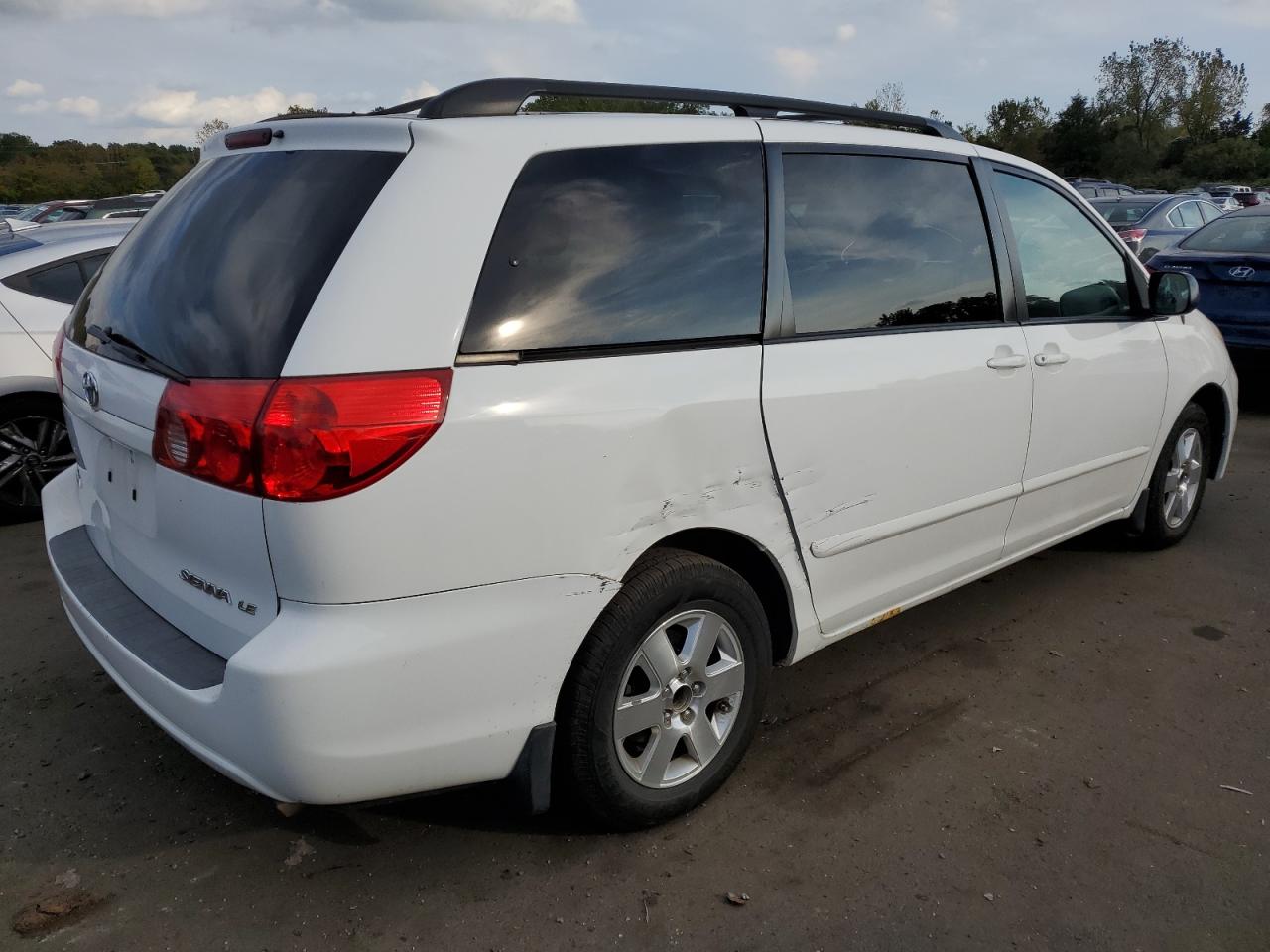 TOYOTA SIENNA CE 2009 white sports v gas 5TDZK23C49S271429 photo #4