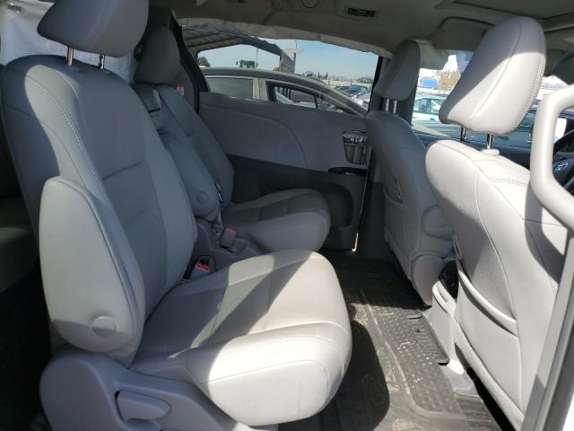 2019 TOYOTA SIENNA XLE - 5TDYZ3DC2KS007028