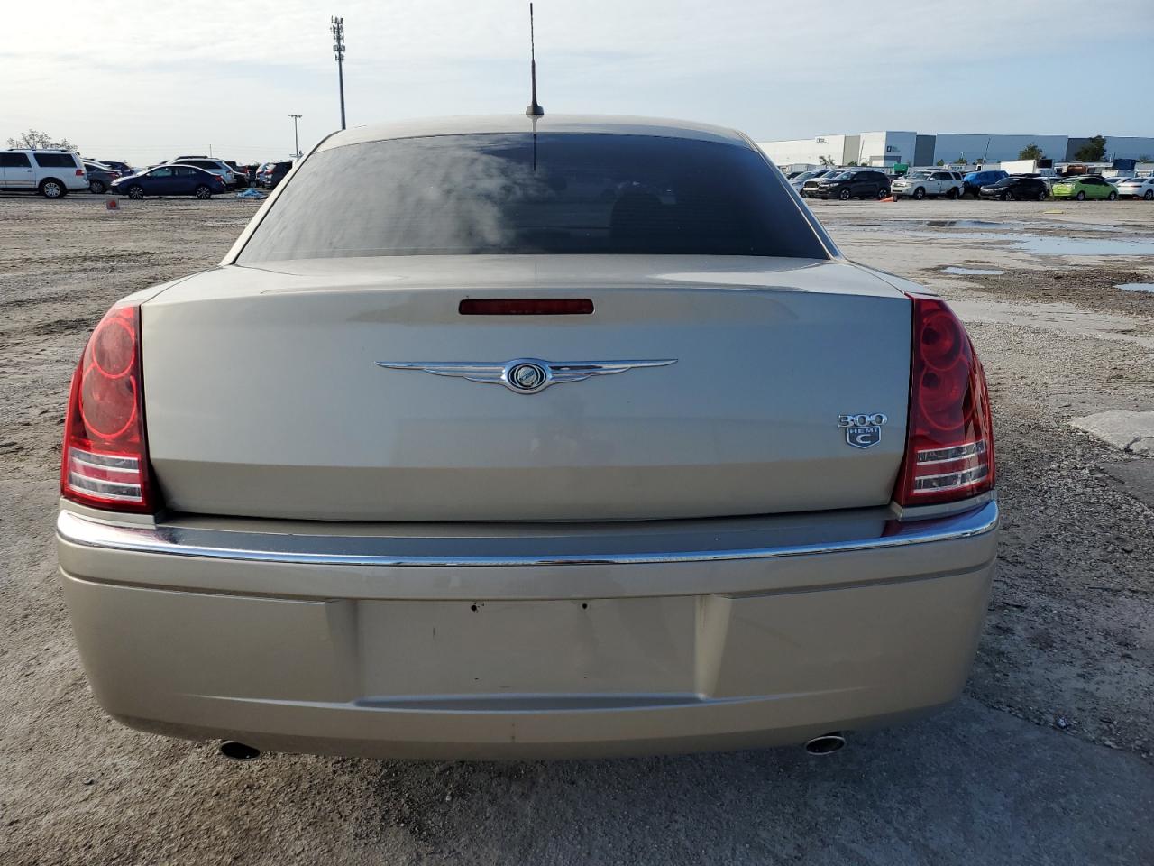 Lot #2940534493 2008 CHRYSLER 300C