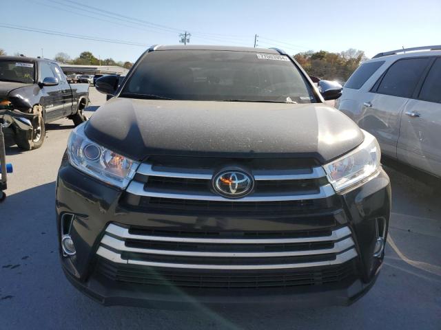 VIN 5TDJZRFH8KS924682 2019 Toyota Highlander, SE no.5