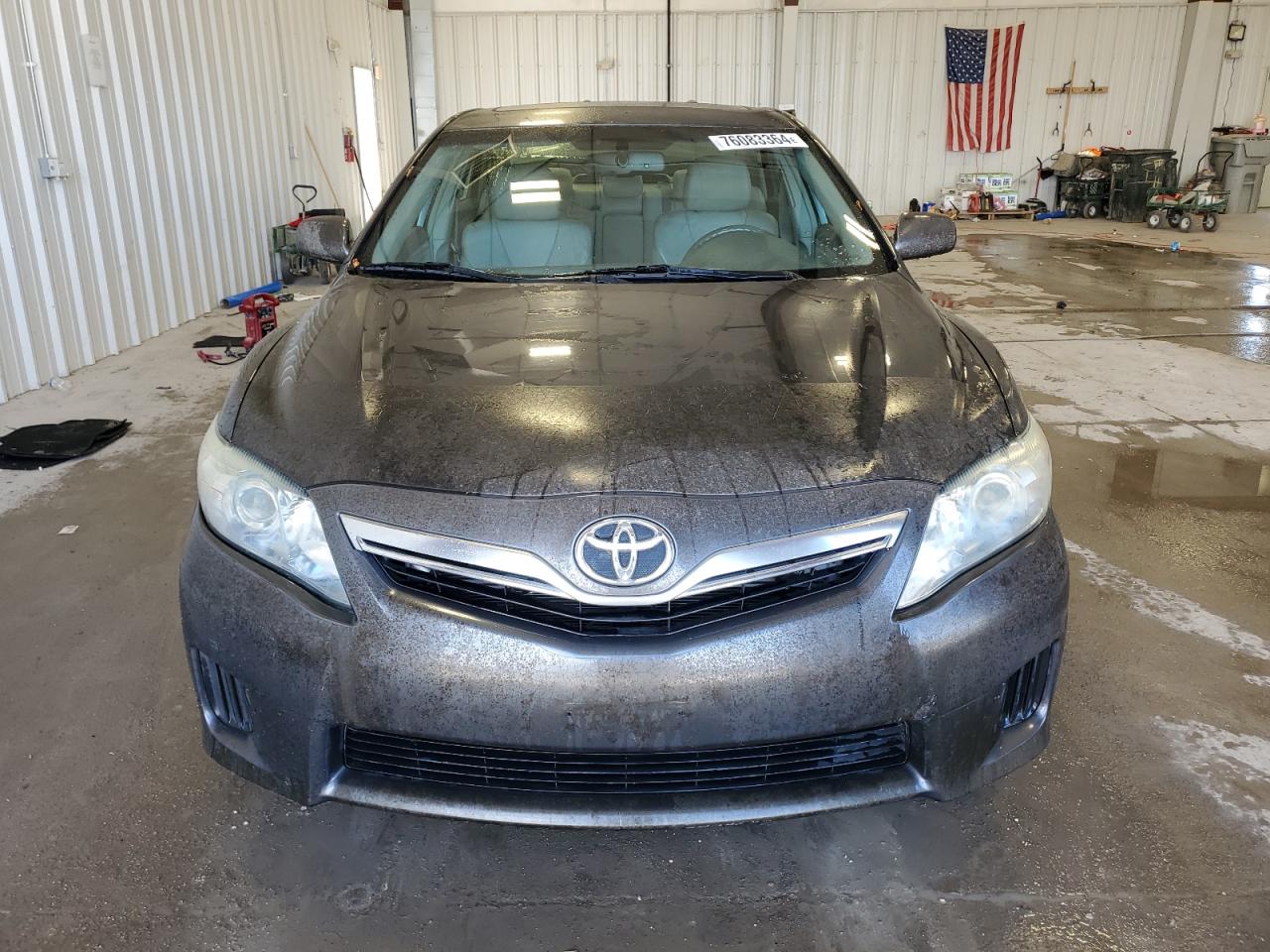 Lot #2919297625 2011 TOYOTA CAMRY HYBR