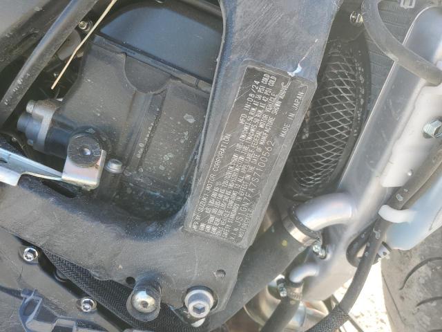 2025 SUZUKI GSX-R600 JS1GN7FA7S7100562