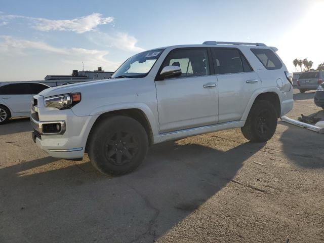2015 TOYOTA 4RUNNER SR - JTEBU5JR5F5223603