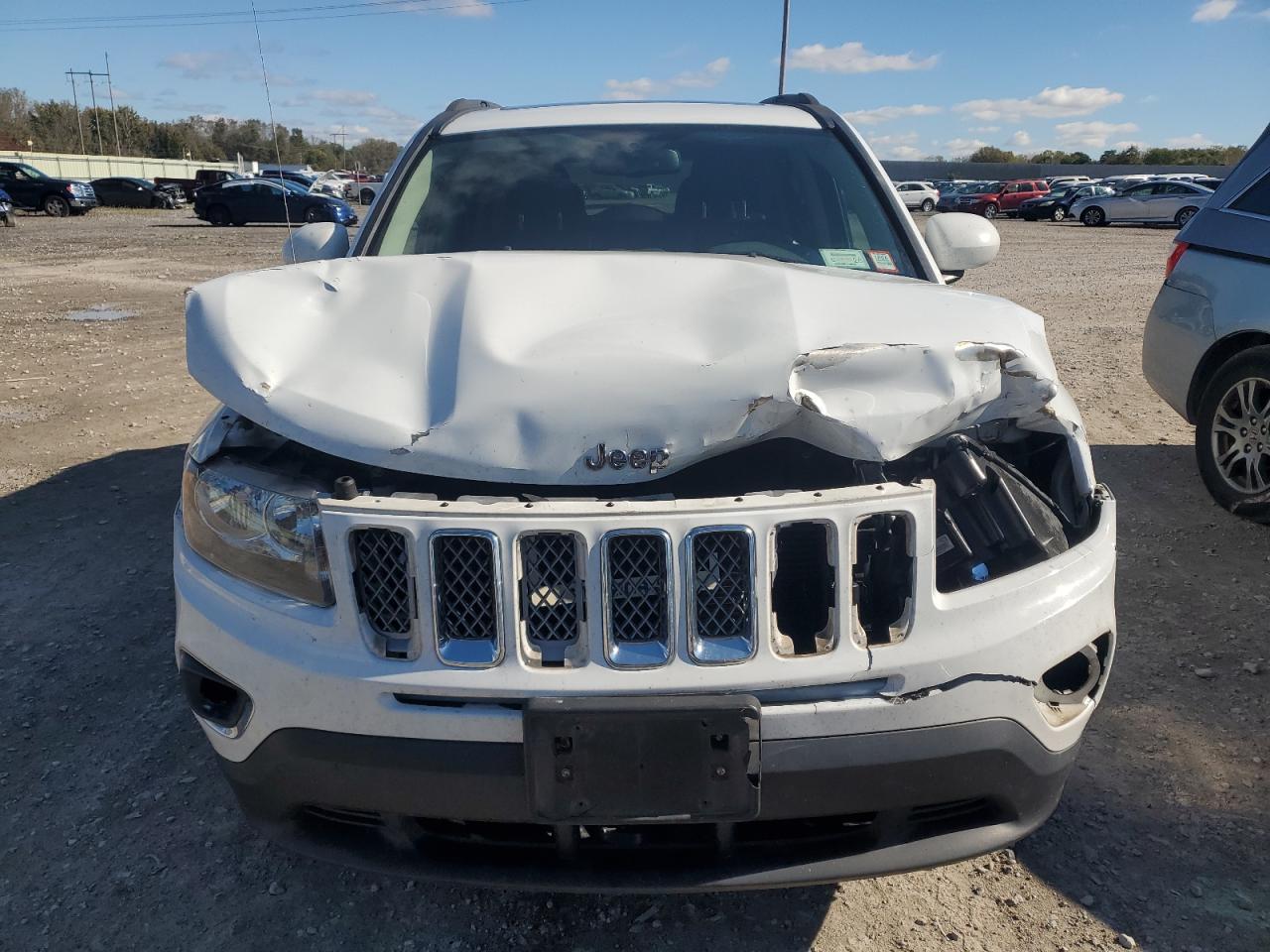 Lot #3033246859 2017 JEEP COMPASS LA