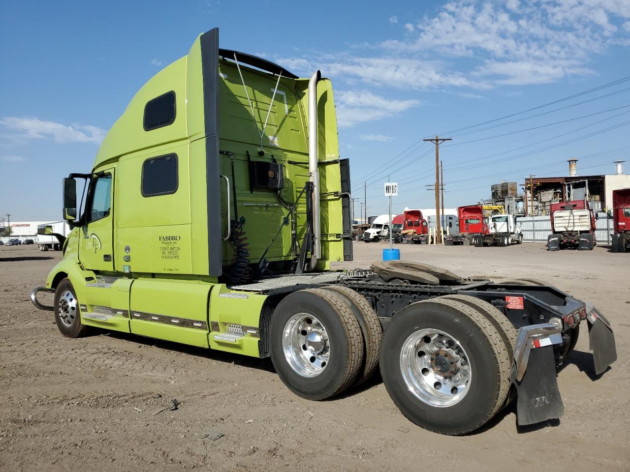 VOLVO VN VNL 2020 green  diesel 4V4NC9EJXLN267872 photo #4