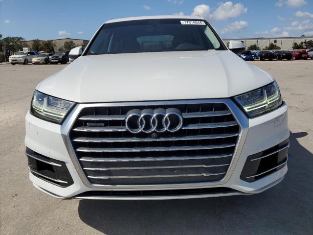 VIN WA1LAAF76KD005858 2019 Audi Q7, Premium Plus no.5