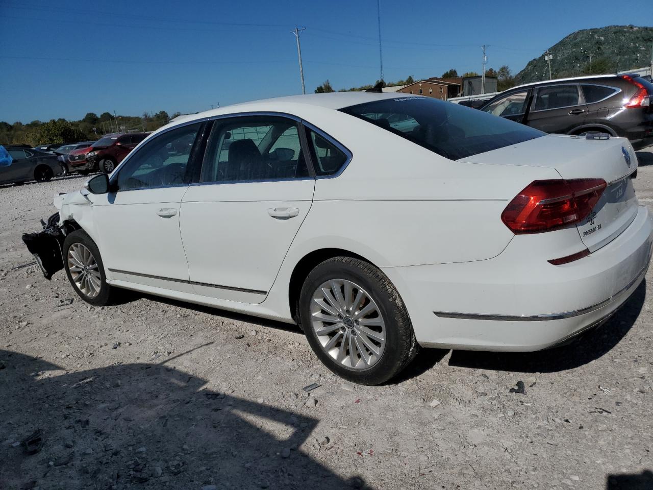 Lot #2971591712 2016 VOLKSWAGEN PASSAT SE