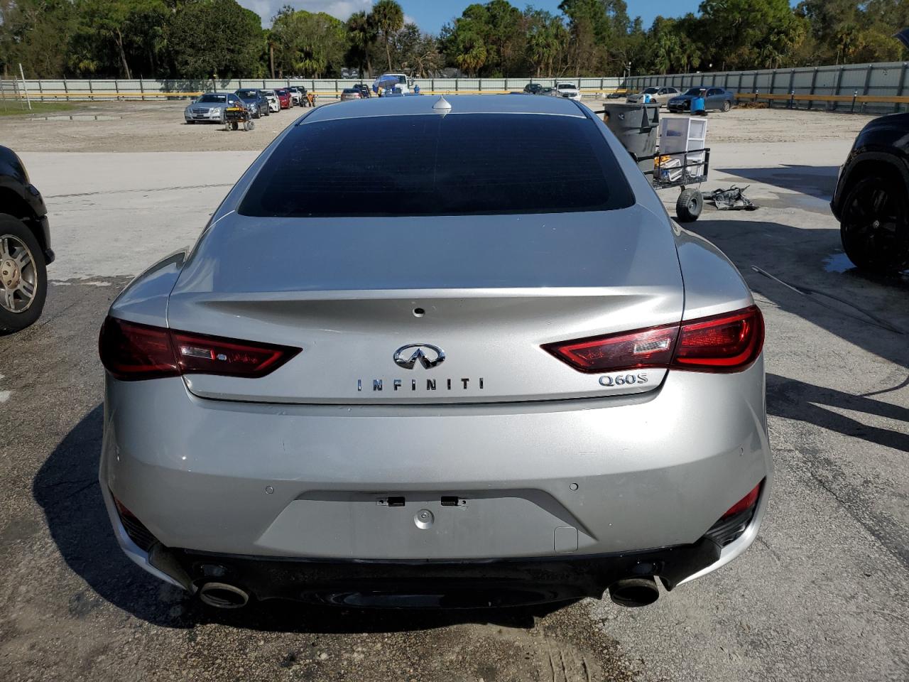 Lot #2979391591 2018 INFINITI Q60 LUXE 3