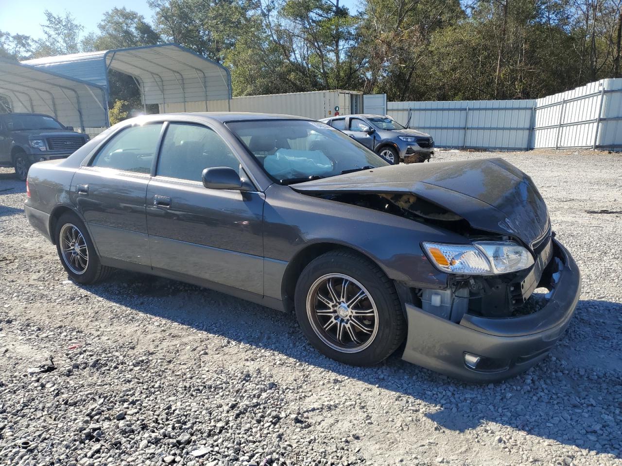 Lot #3009252059 2000 LEXUS ES 300