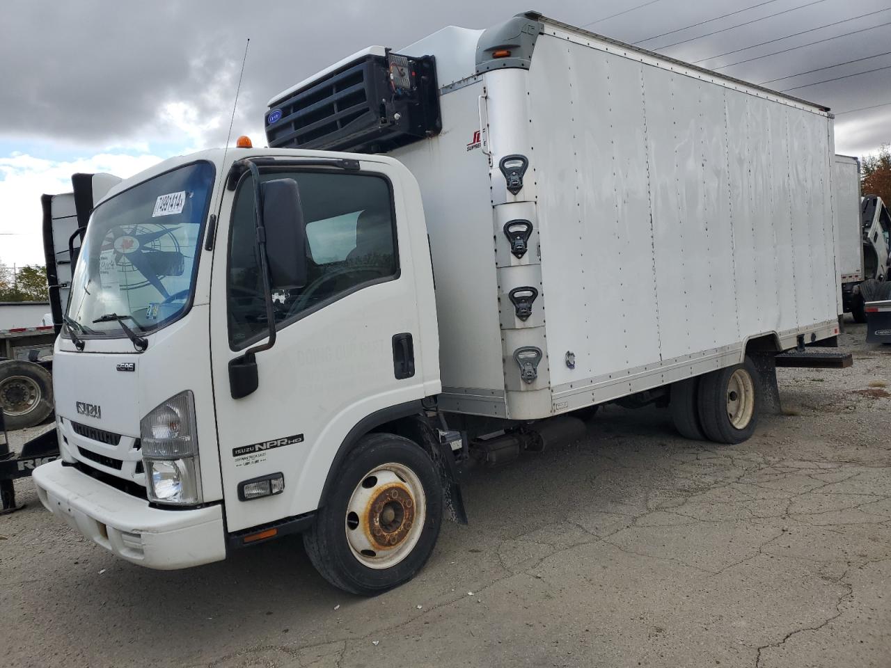 Lot #2918704837 2016 ISUZU NPR HD