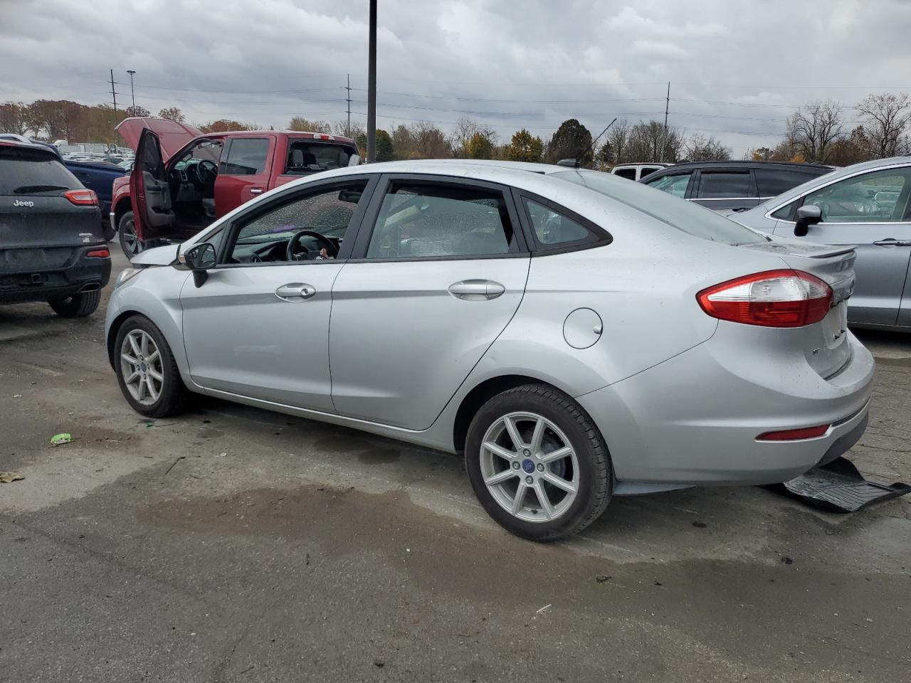 Lot #2955398752 2015 FORD FIESTA SE