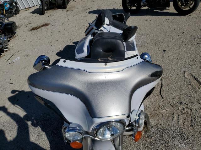 2009 HARLEY-DAVIDSON FLHTCU 1HD1FC4139Y634004