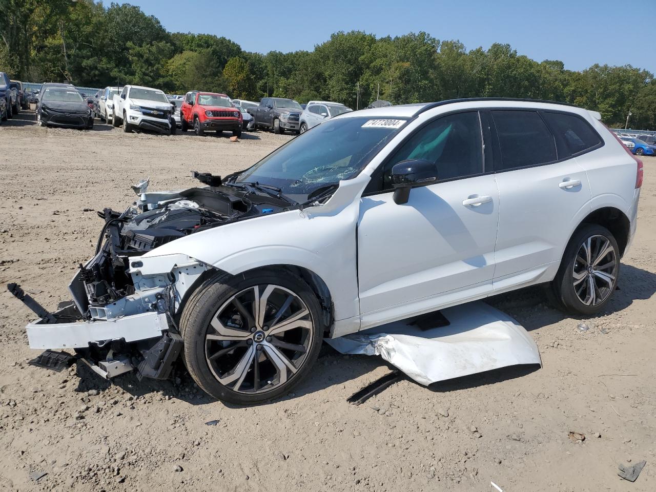 VOLVO XC60 B5 R-DESIGN