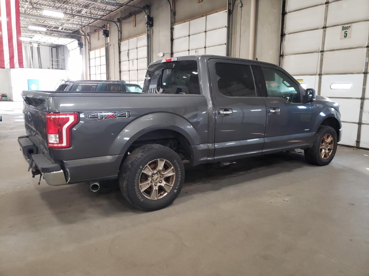 Lot #2890101314 2016 FORD F150 SUPER