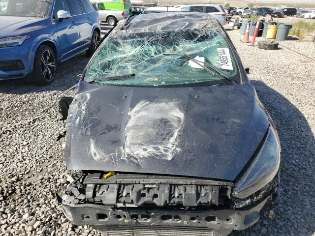 VIN 1FADP3L99HL215417 2017 FORD FOCUS no.5