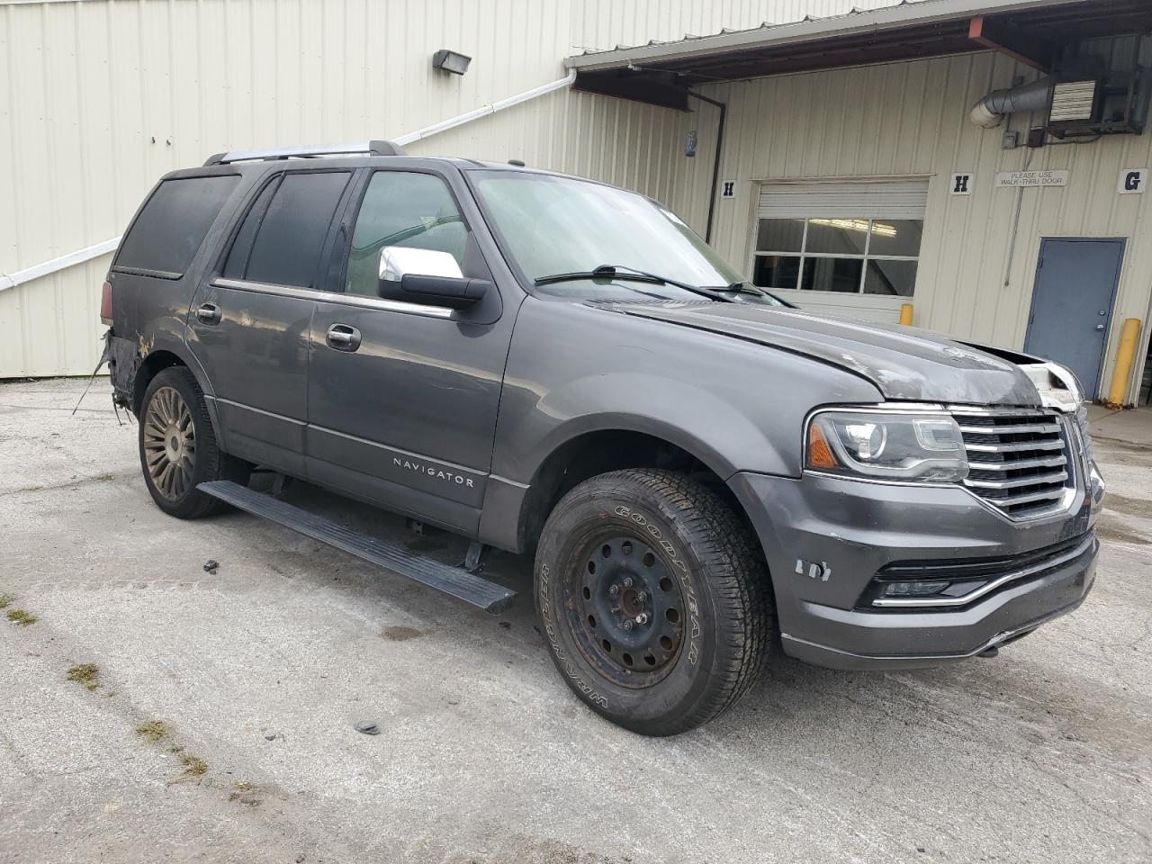 Lot #2879004942 2016 LINCOLN NAVIGATOR