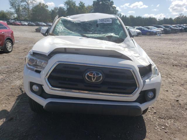 VIN 5TFAZ5CN8JX070823 2018 Toyota Tacoma, Double Cab no.5