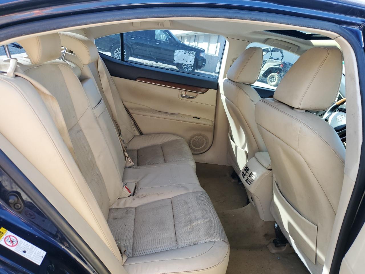 Lot #3030490464 2014 LEXUS ES 300H