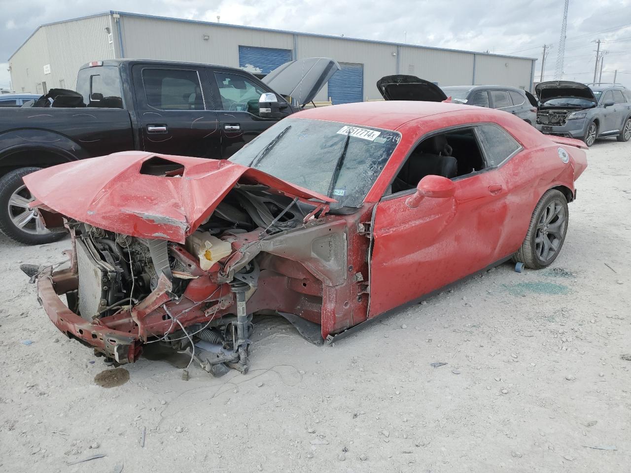 Lot #2953095676 2018 DODGE CHALLENGER