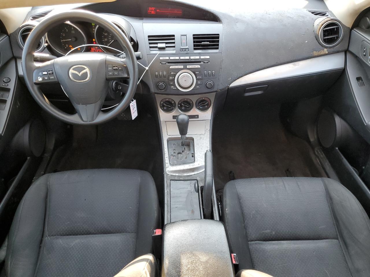 Lot #2945795658 2010 MAZDA 3 I