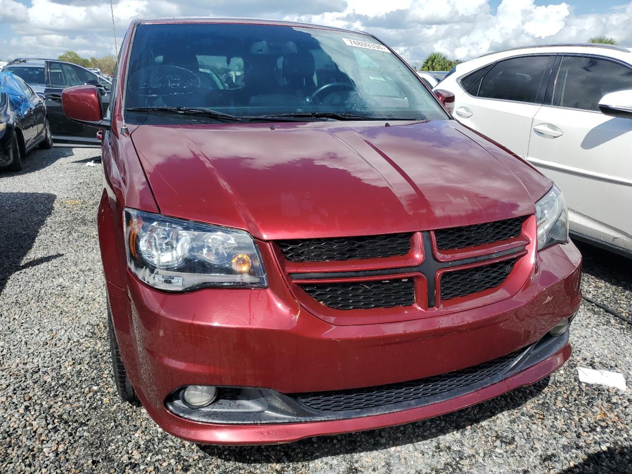 Lot #3022379954 2019 DODGE GRAND CARA