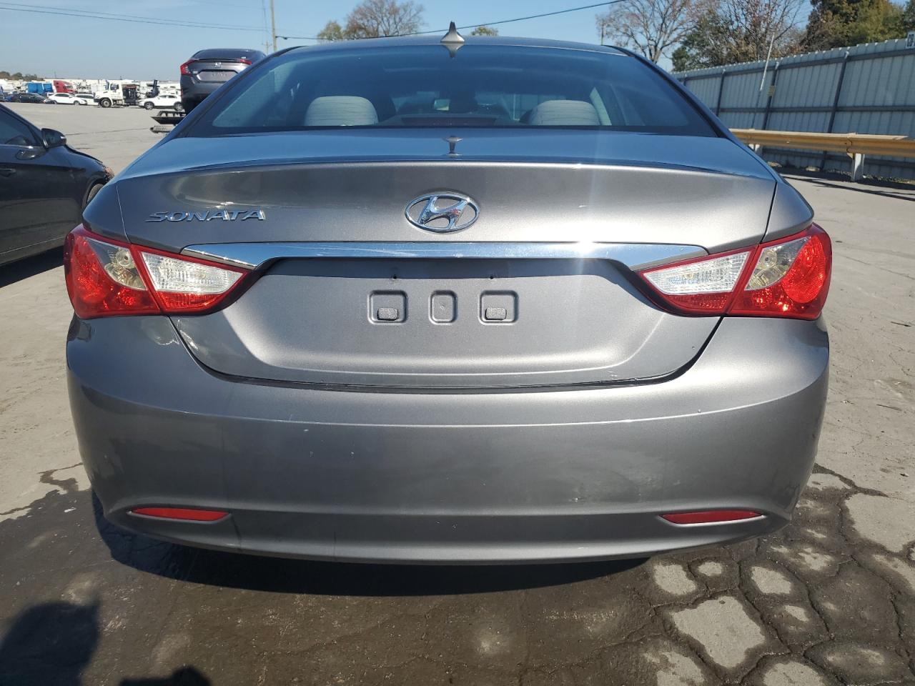 Lot #2926277436 2012 HYUNDAI SONATA GLS