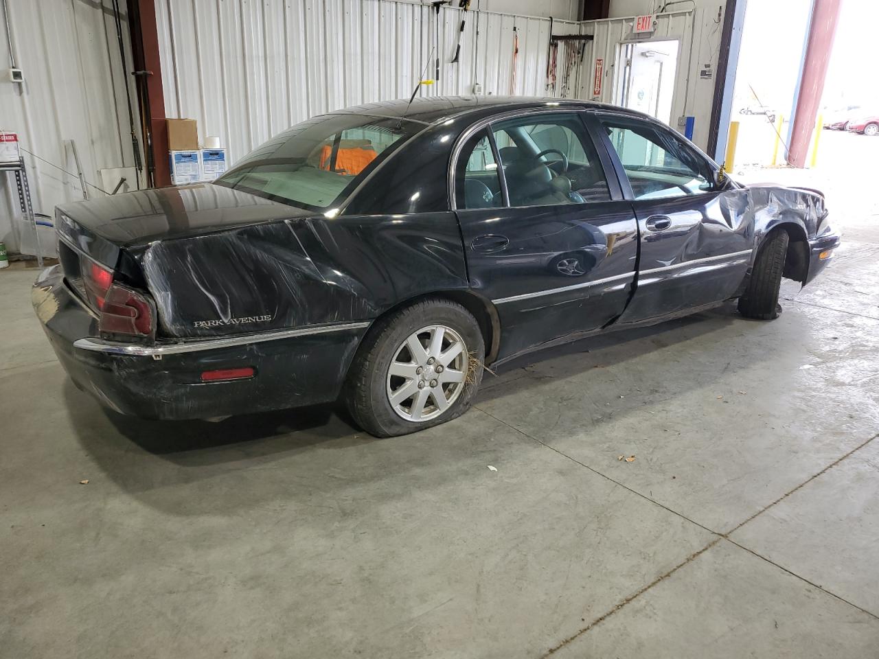 Lot #2991901180 2004 BUICK PARK AVENU