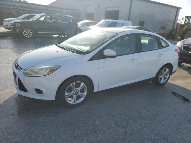 VIN 1FADP3F21EL213817 2014 Ford Focus, SE no.1