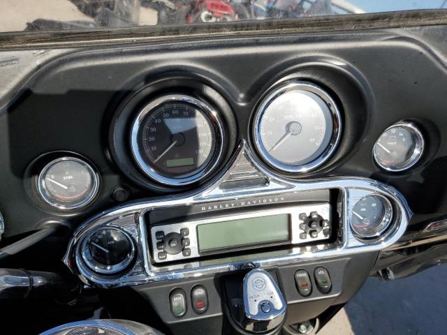 2010 HARLEY-DAVIDSON FLHTCU 1HD1FC411AB625633
