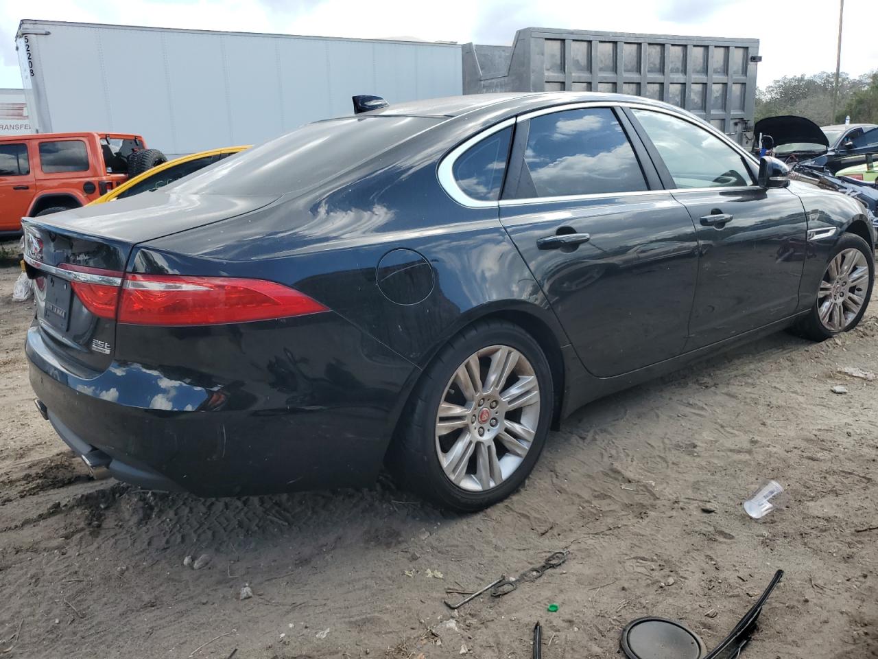 Lot #2954659418 2017 JAGUAR XF PREMIUM