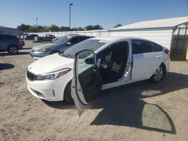 VIN 3KPFK4A77HE133851 2017 KIA Forte, LX no.1