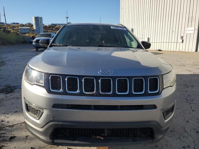 VIN 3C4NJDAB6JT169423 2018 Jeep Compass, Sport no.5